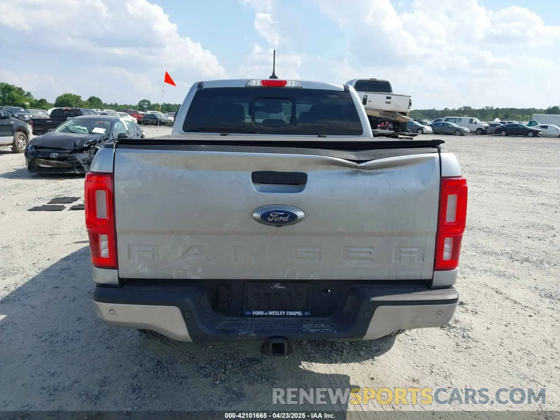 16 fotografías del automóvil dañado 1FTER4FH2PLE03244 FORD RANGER 2023