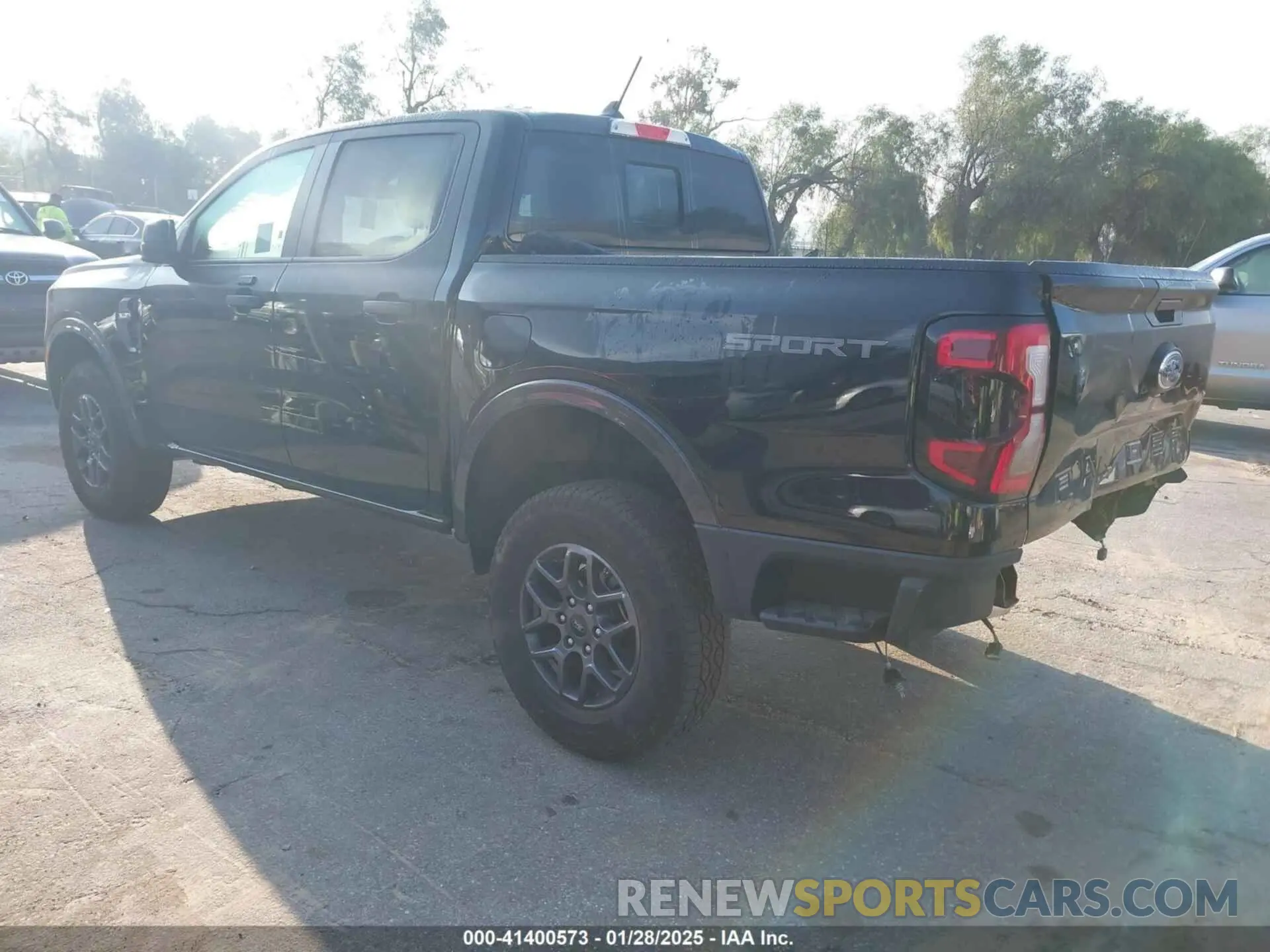 3 fotografías del automóvil dañado 1FTER4GH0RLE22652 FORD RANGER 2024