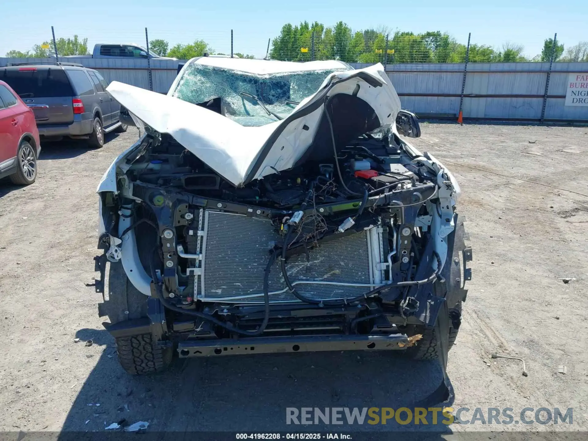 13 fotografías del automóvil dañado 1FTER4GHXRLE36218 FORD RANGER 2024