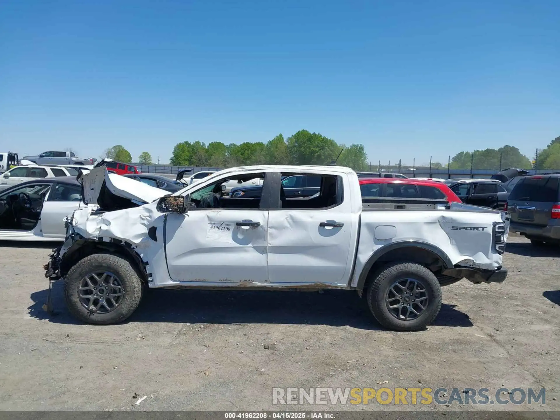 15 fotografías del automóvil dañado 1FTER4GHXRLE36218 FORD RANGER 2024