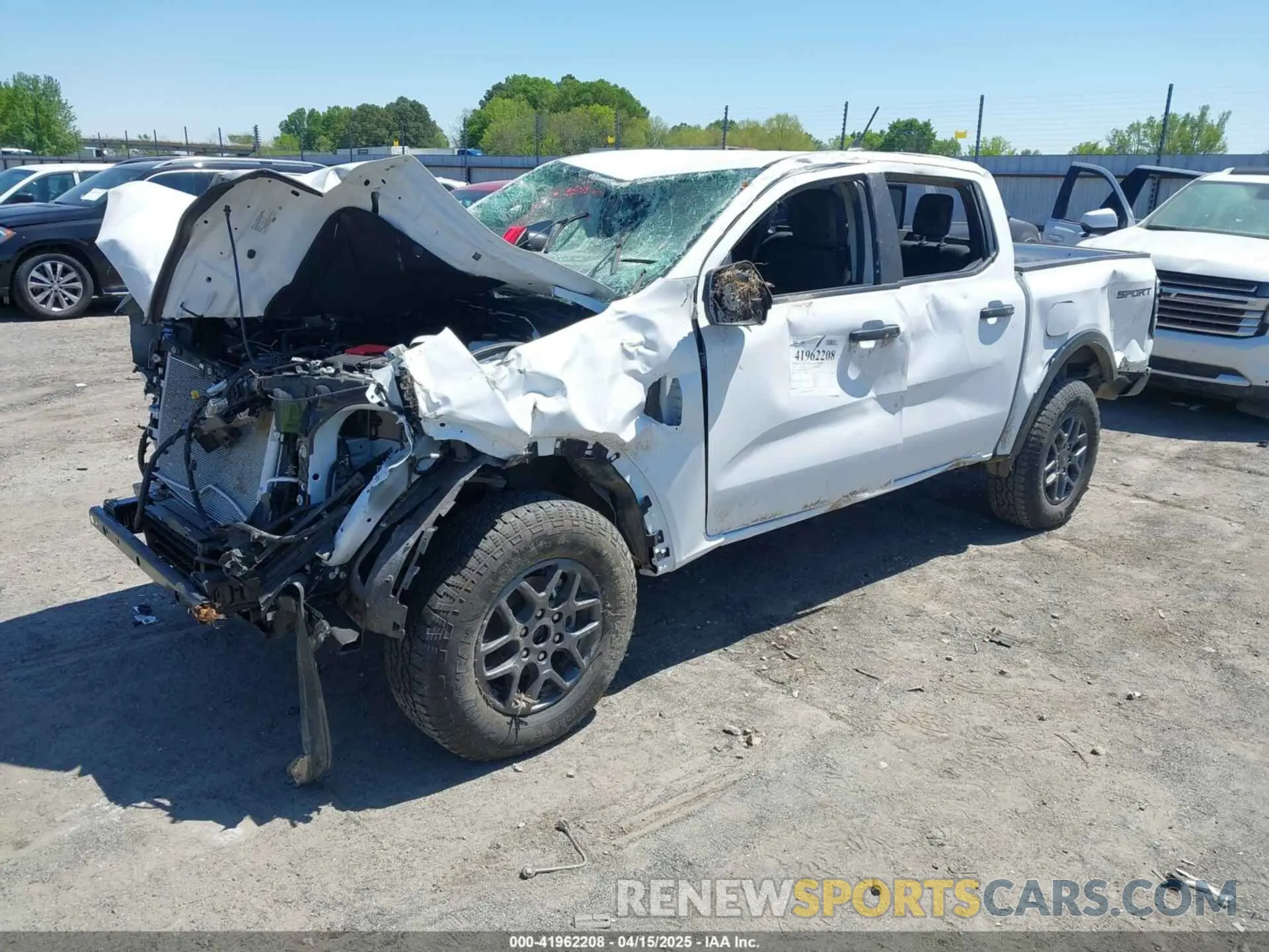2 fotografías del automóvil dañado 1FTER4GHXRLE36218 FORD RANGER 2024