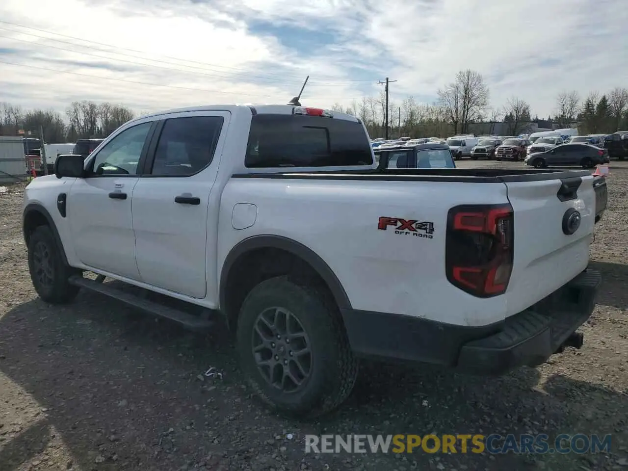 2 fotografías del automóvil dañado 1FTER4HH9RLE09395 FORD RANGER 2024