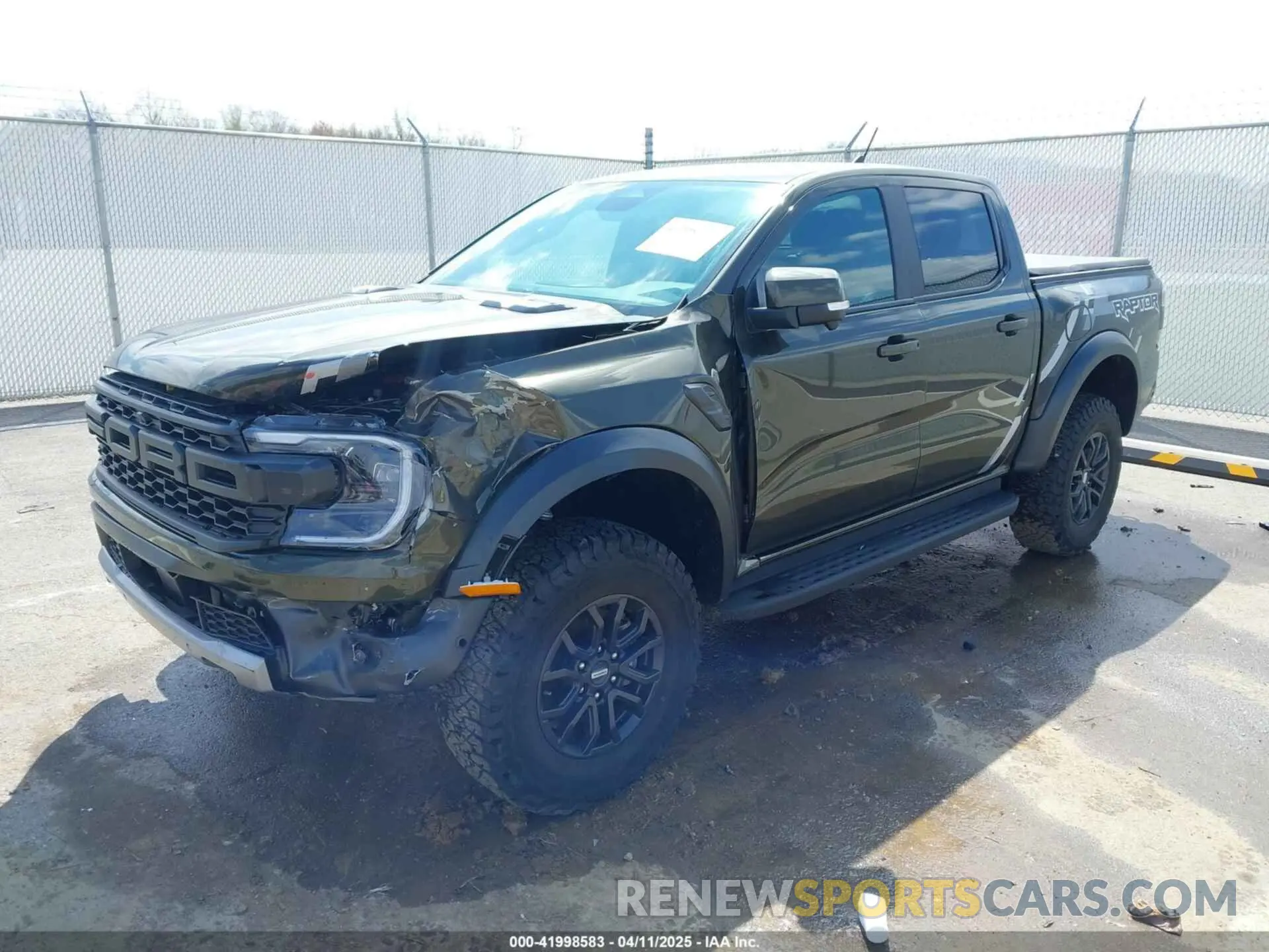 2 fotografías del automóvil dañado 1FTER4LR3RLE22496 FORD RANGER 2024