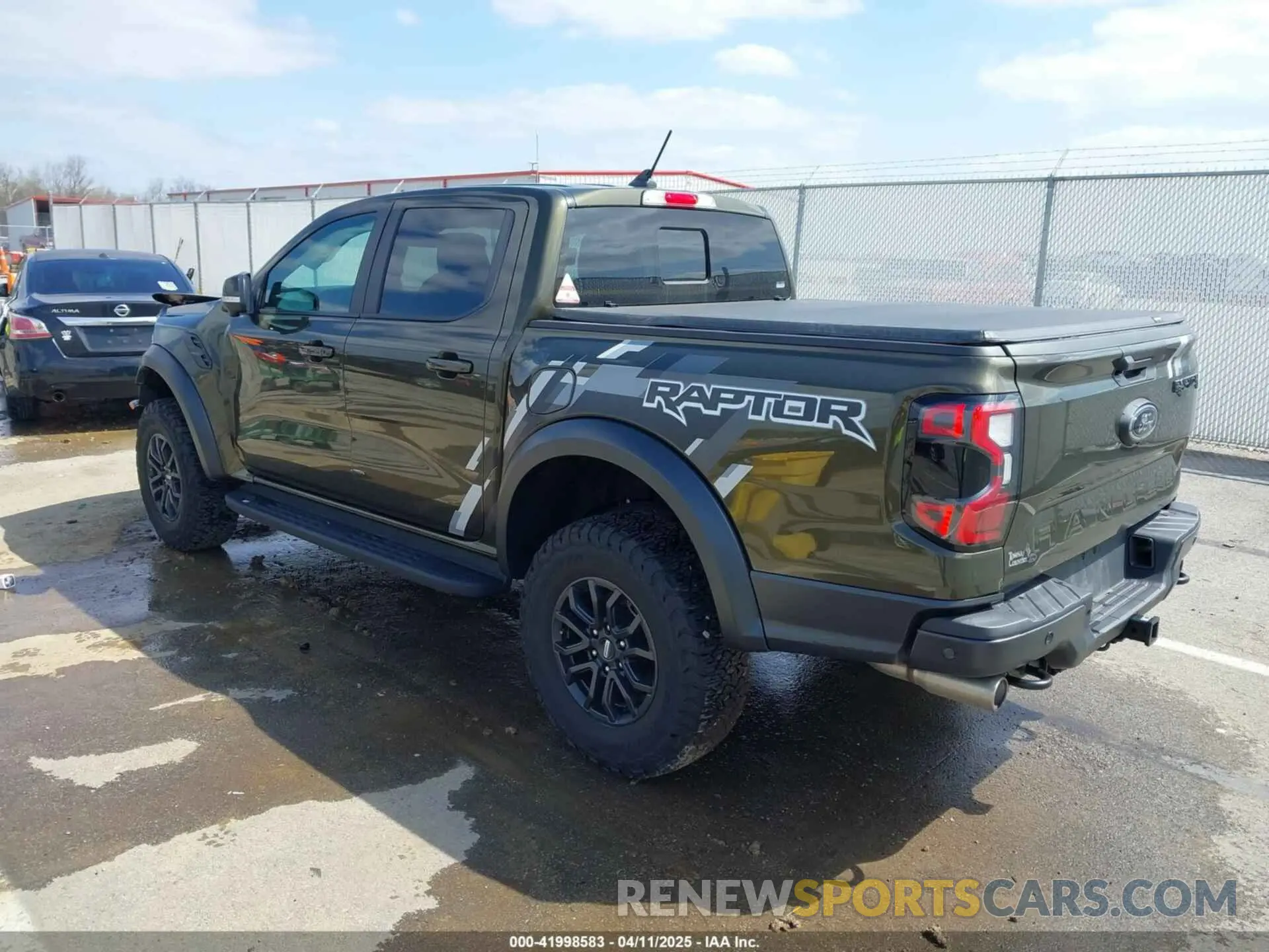 3 fotografías del automóvil dañado 1FTER4LR3RLE22496 FORD RANGER 2024