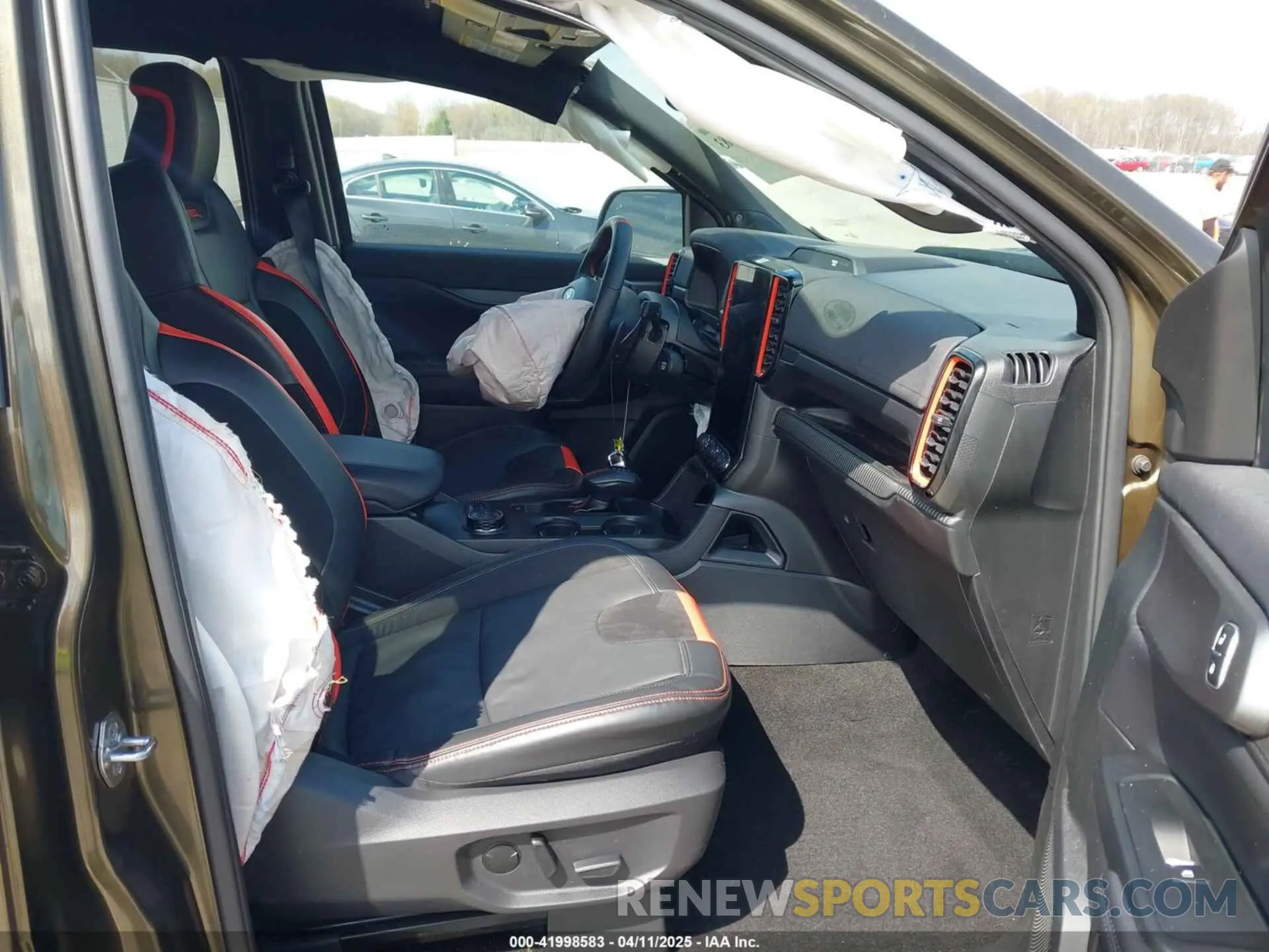 5 fotografías del automóvil dañado 1FTER4LR3RLE22496 FORD RANGER 2024