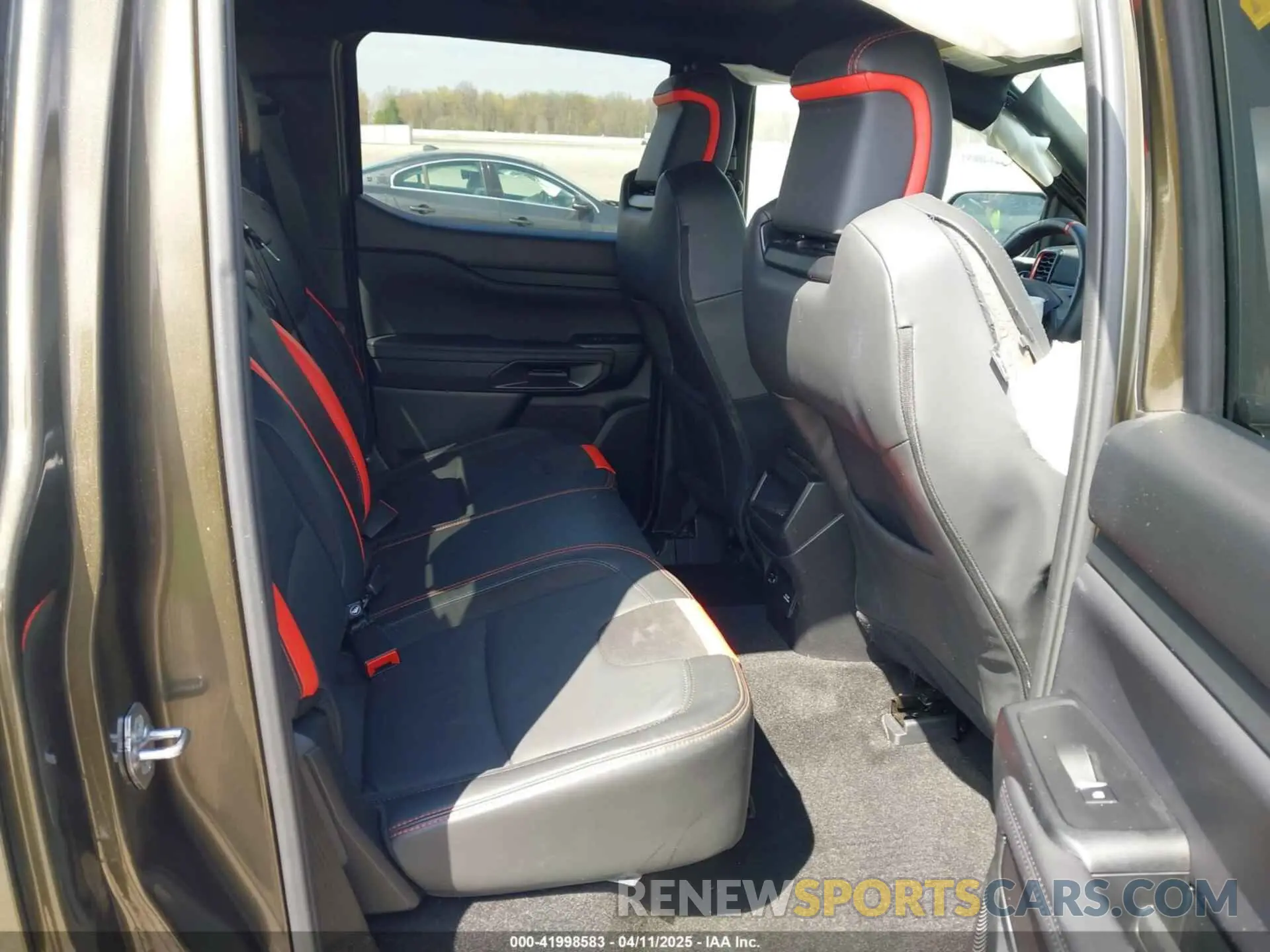 8 fotografías del automóvil dañado 1FTER4LR3RLE22496 FORD RANGER 2024