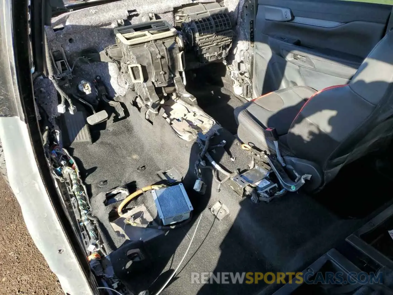 8 fotografías del automóvil dañado 1FTER4LR5RLE21897 FORD RANGER RAP 2024