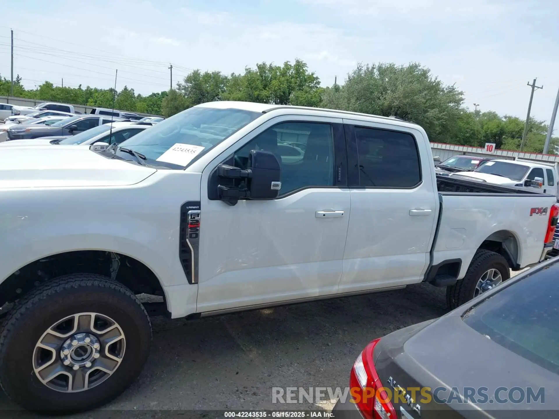 14 fotografías del automóvil dañado 1FT8W2BM5RED15700 FORD SUPER DUTY F-250 SRW 2024