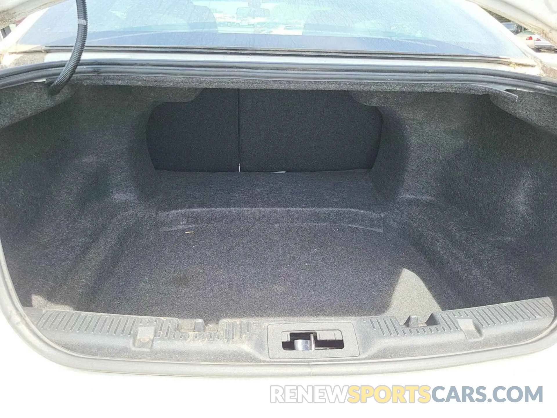 19 fotografías del automóvil dañado 1FAHP2E82KG100559 FORD TAURUS 2019