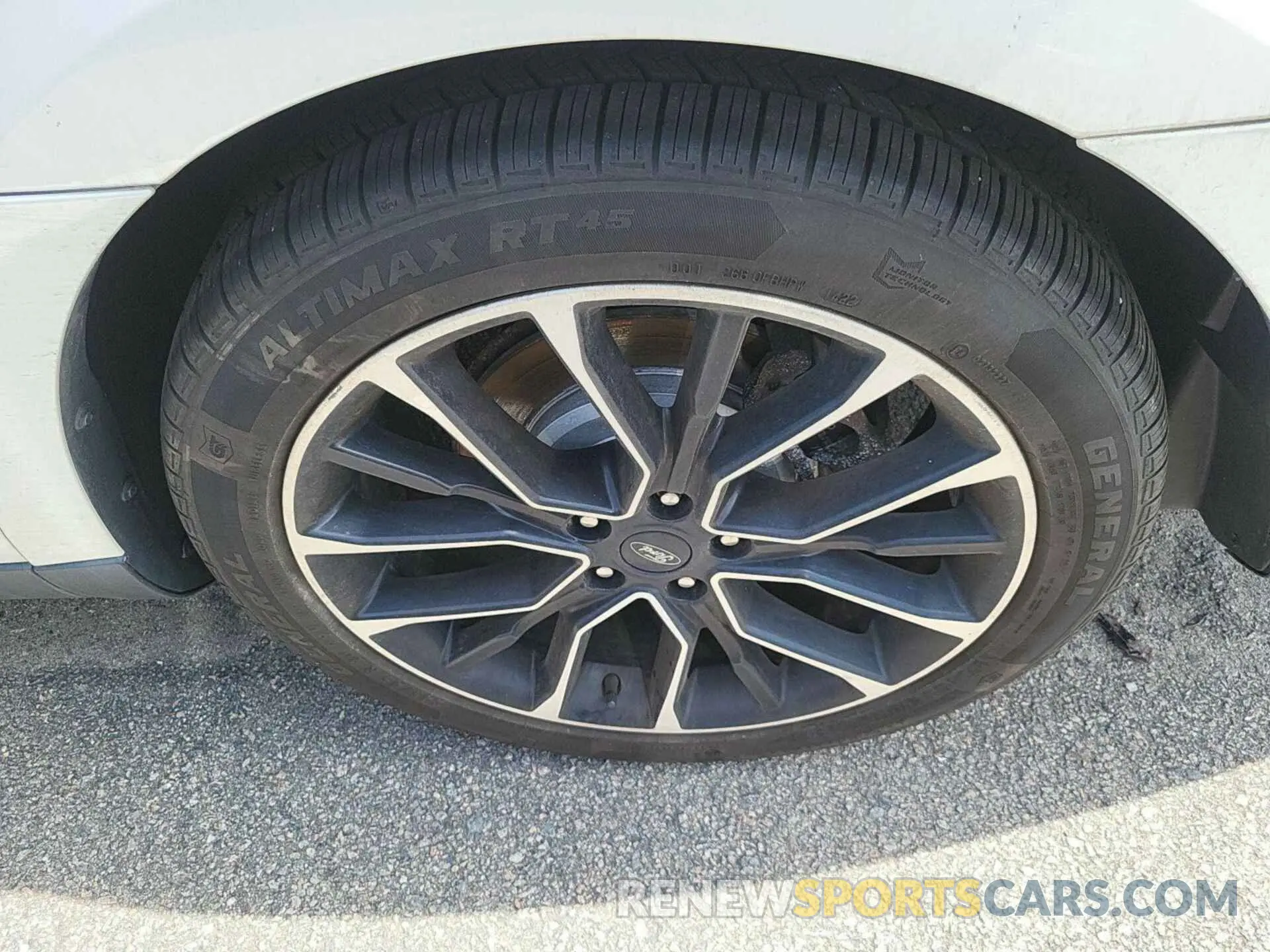 21 fotografías del automóvil dañado 1FAHP2E82KG100559 FORD TAURUS 2019