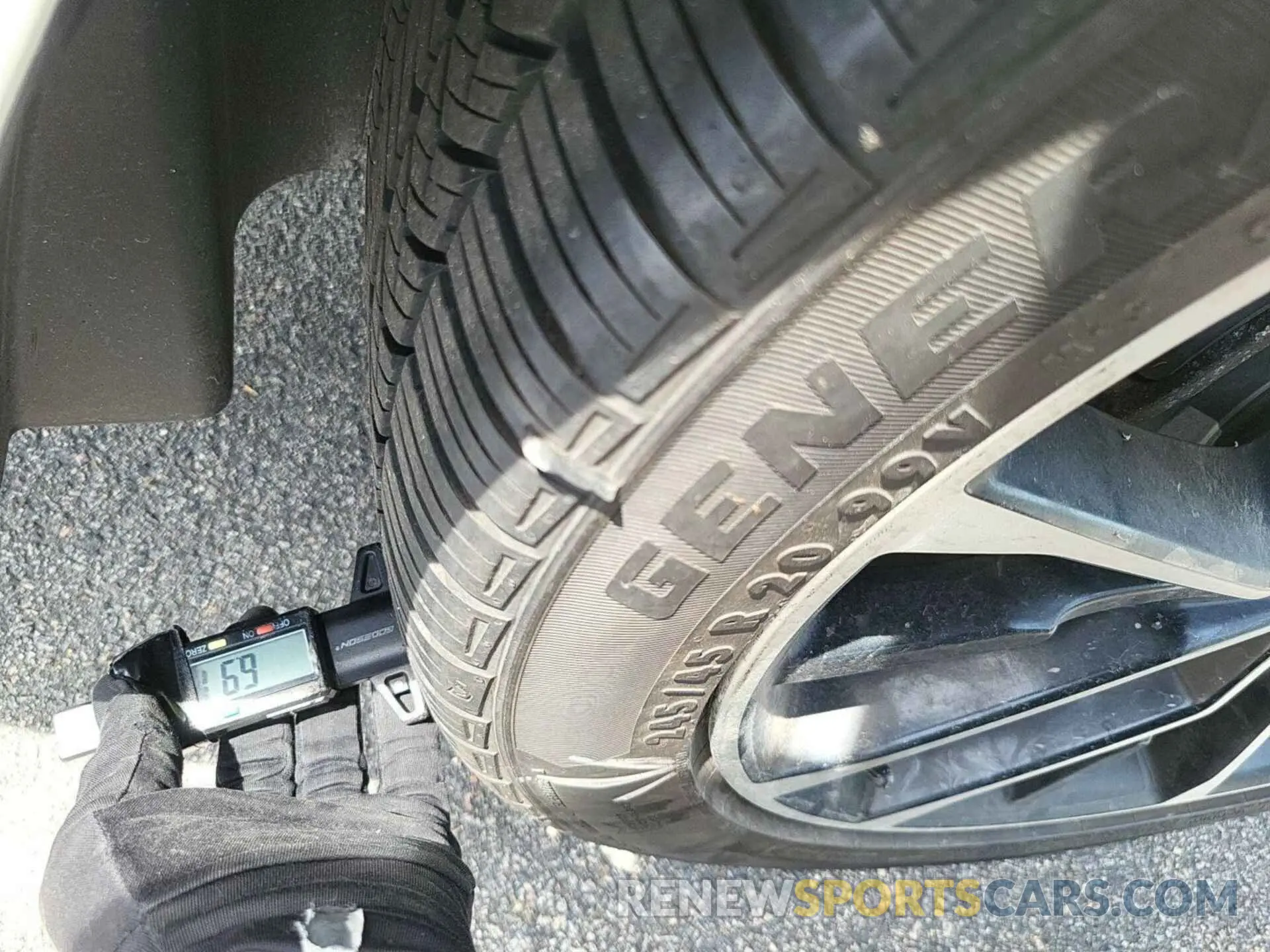 31 fotografías del automóvil dañado 1FAHP2E82KG100559 FORD TAURUS 2019