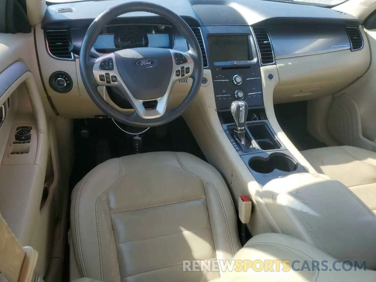 8 fotografías del automóvil dañado 1FAHP2E87KG119611 FORD TAURUS 2019