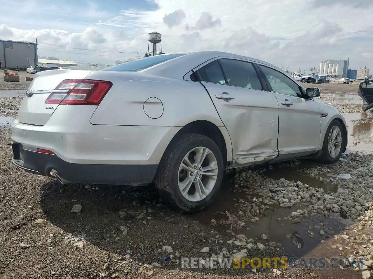 3 fotografías del automóvil dañado 1FAHP2E89KG112921 FORD TAURUS 2019