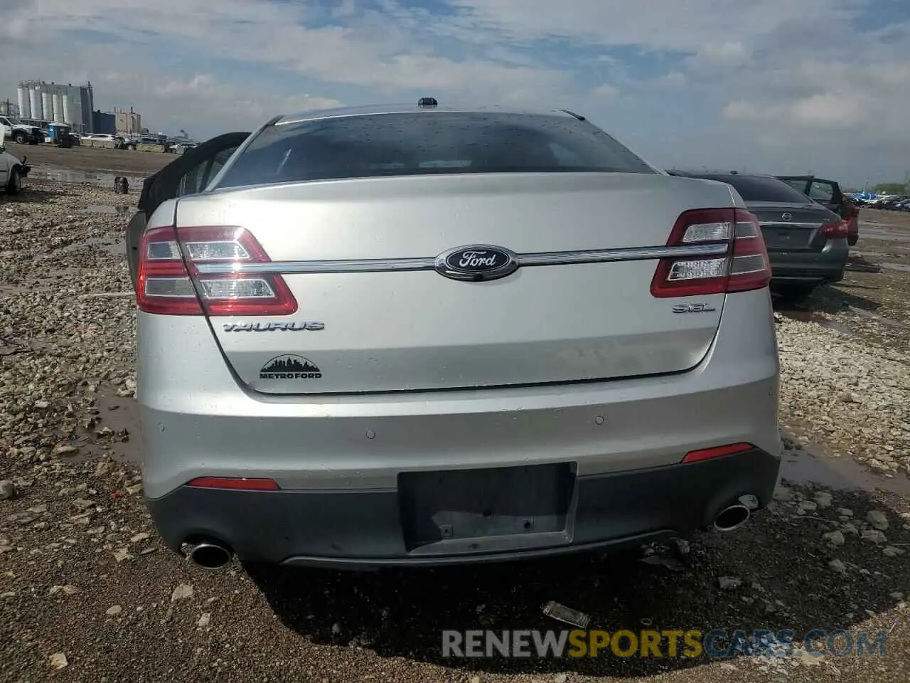 6 fotografías del automóvil dañado 1FAHP2E89KG112921 FORD TAURUS 2019