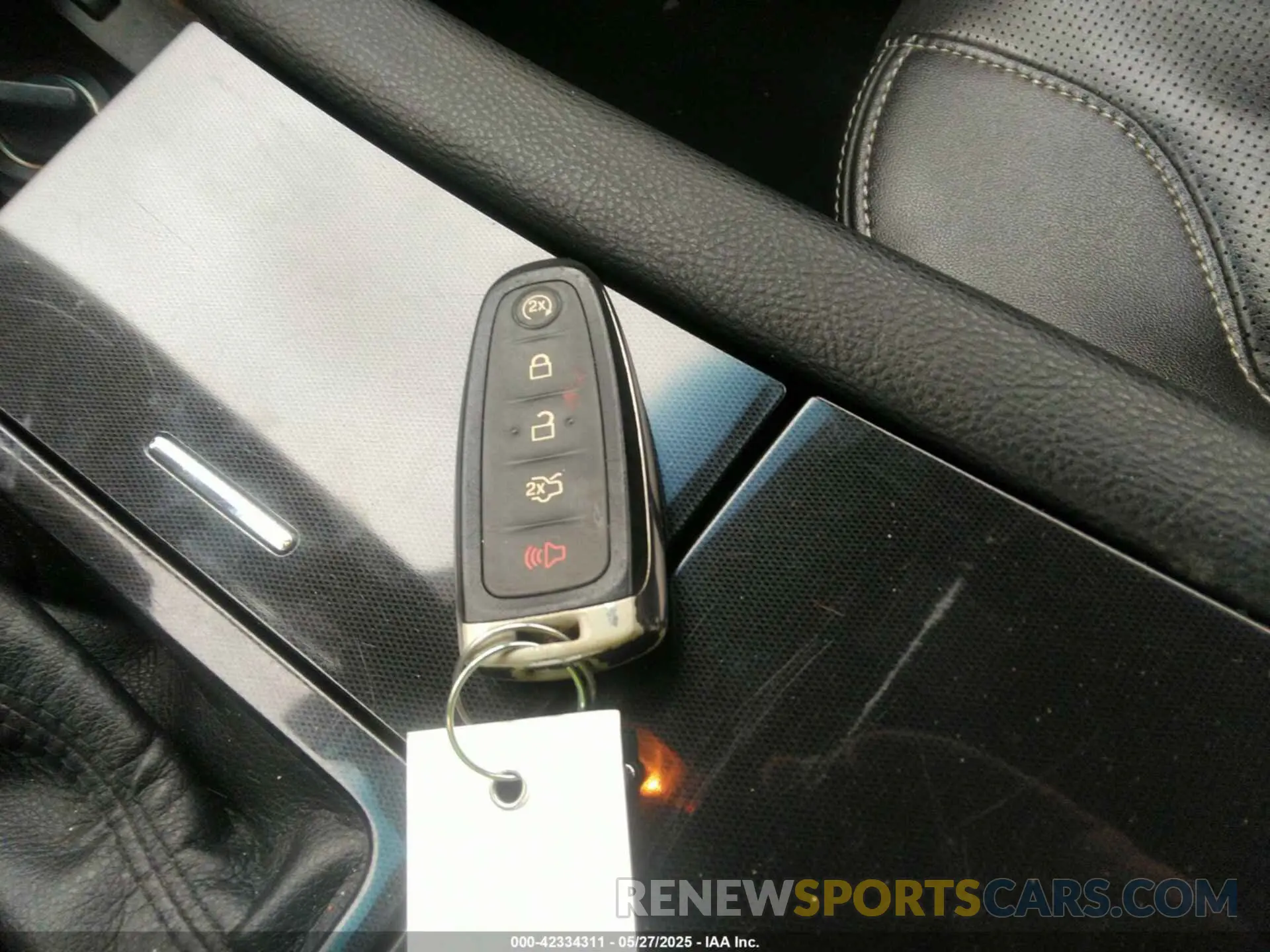 11 fotografías del automóvil dañado 1FAHP2F85KG106645 FORD TAURUS 2019