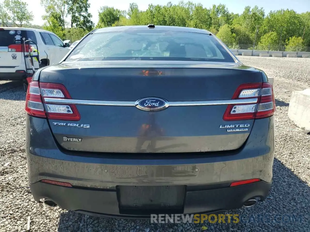 6 fotografías del automóvil dañado 1FAHP2F8XKG109556 FORD TAURUS 2019