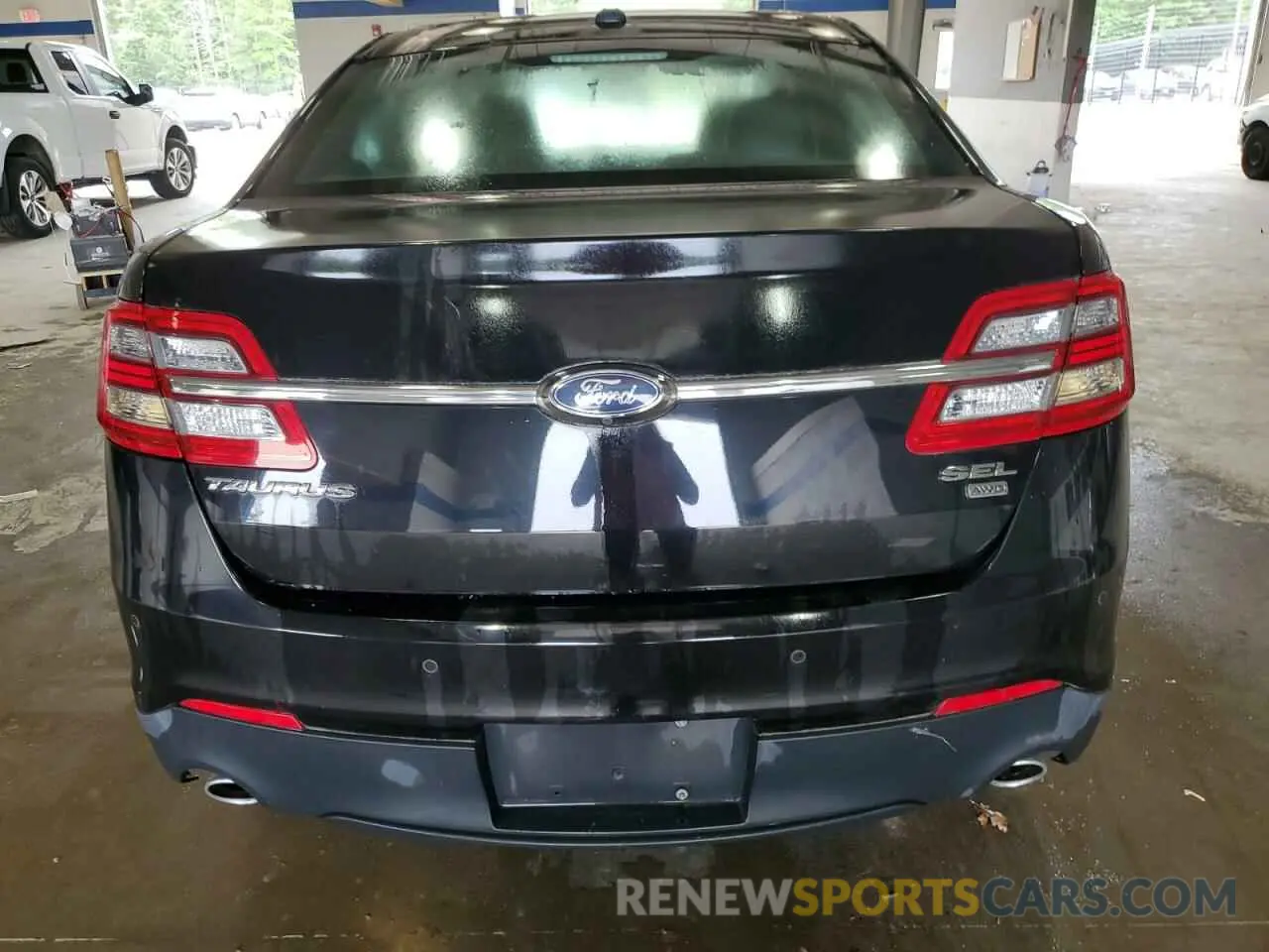 6 fotografías del automóvil dañado 1FAHP2H88KG100013 FORD TAURUS 2019