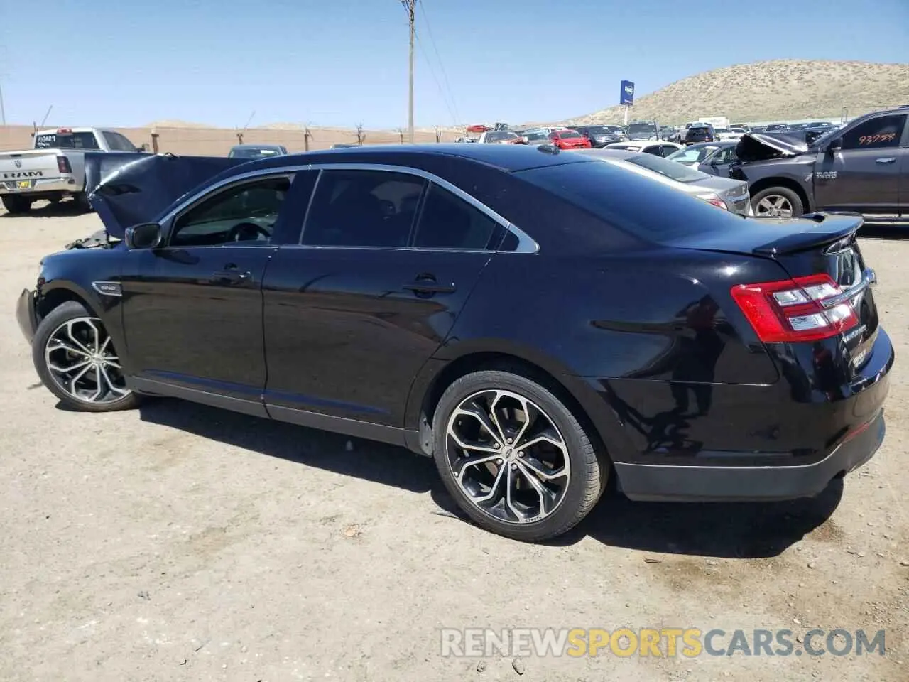 2 fotografías del automóvil dañado 1FAHP2KT7KG110934 FORD TAURUS 2019