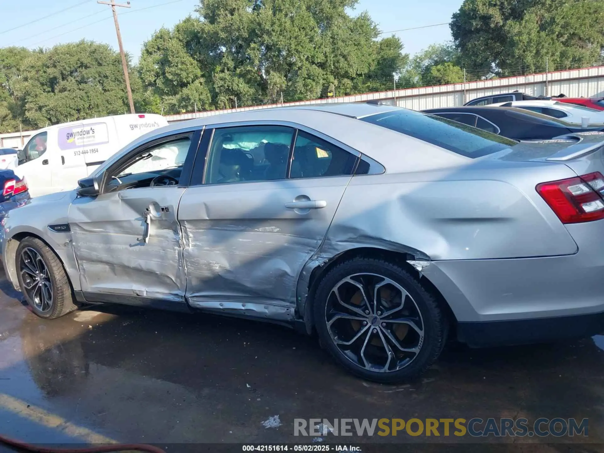 14 fotografías del automóvil dañado 1FAHP2KT7KG117933 FORD TAURUS 2019