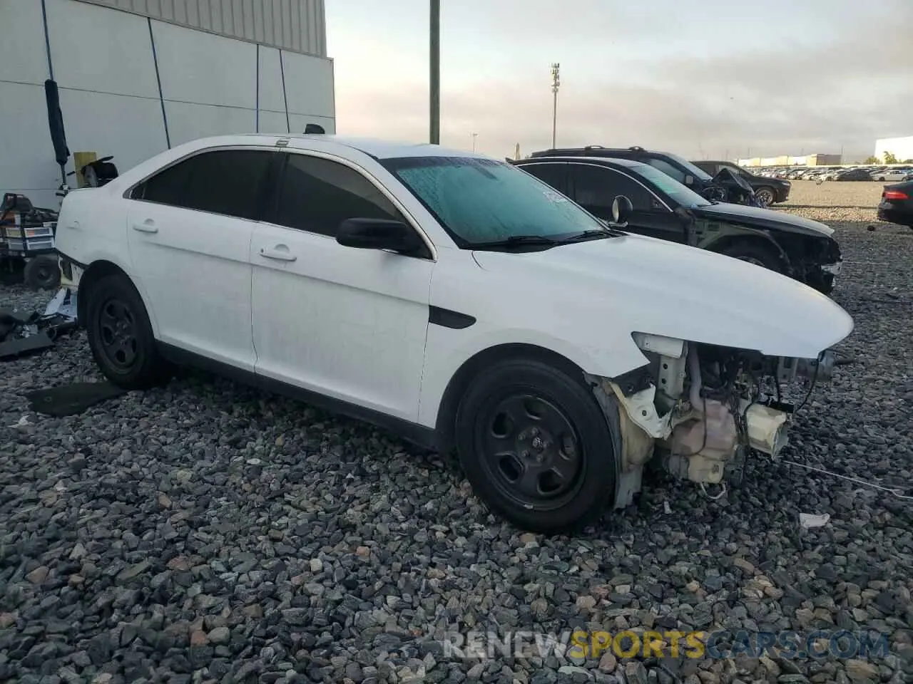 4 fotografías del automóvil dañado 1FAHP2L84KG108228 FORD TAURUS 2019
