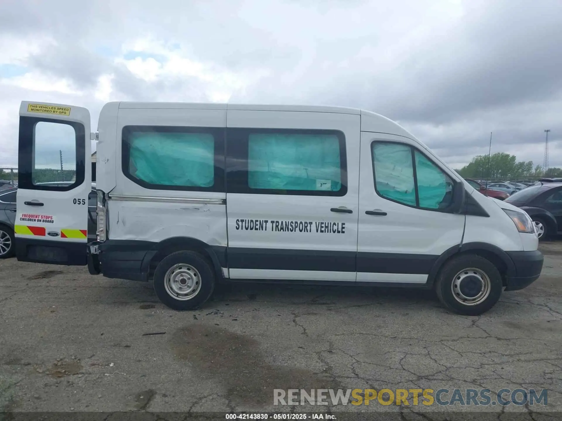 14 fotografías del automóvil dañado 1FMZK1CMXKKB72206 FORD TRANSIT-150 2019