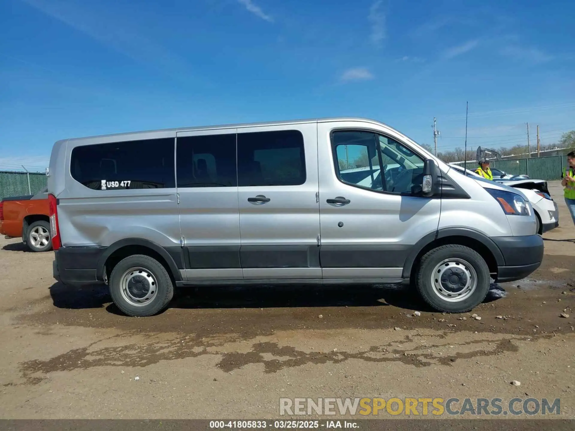 14 fotografías del automóvil dañado 1FMZK1ZM8KKA06967 FORD TRANSIT-150 2019