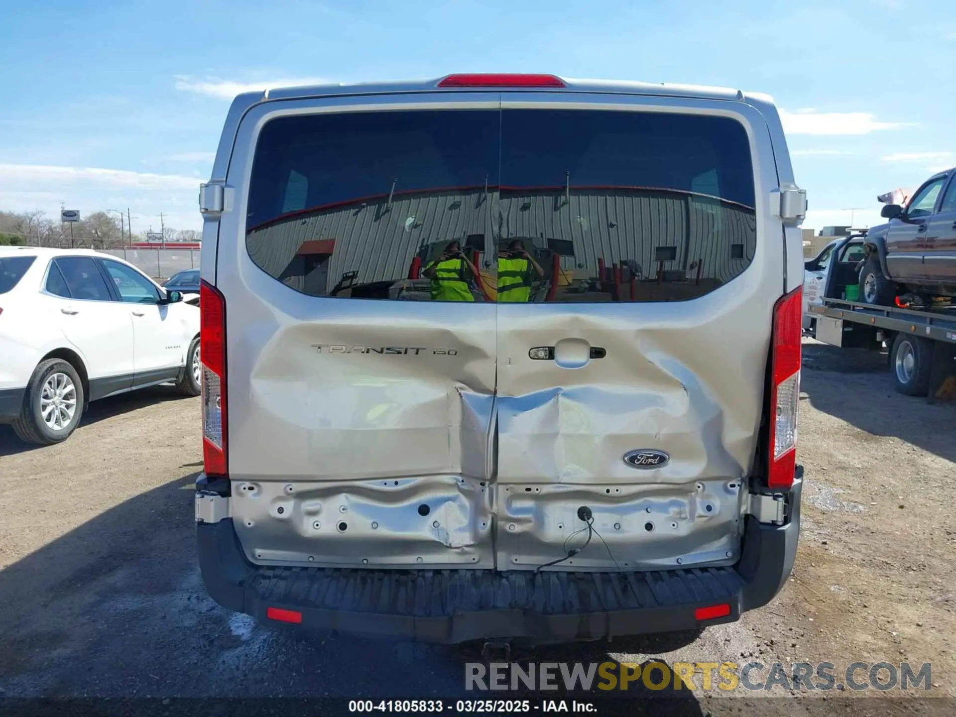 17 fotografías del automóvil dañado 1FMZK1ZM8KKA06967 FORD TRANSIT-150 2019
