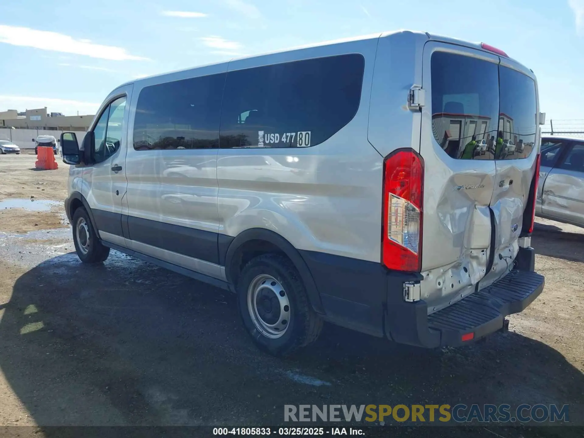 3 fotografías del automóvil dañado 1FMZK1ZM8KKA06967 FORD TRANSIT-150 2019