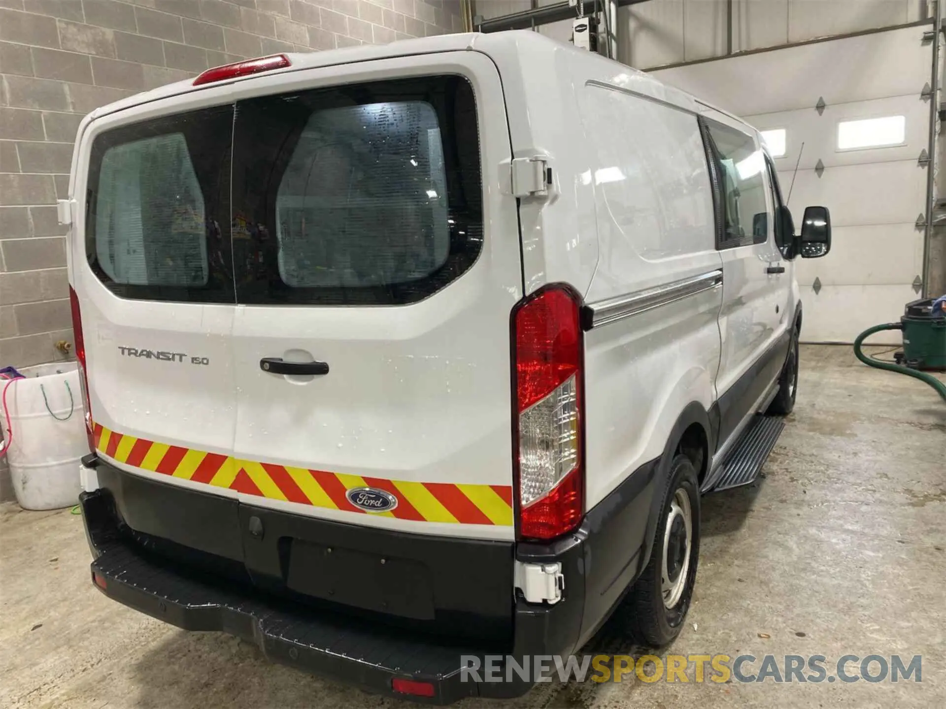 25 fotografías del automóvil dañado 1FTYE1YM0KKB31924 FORD TRANSIT-150 2019