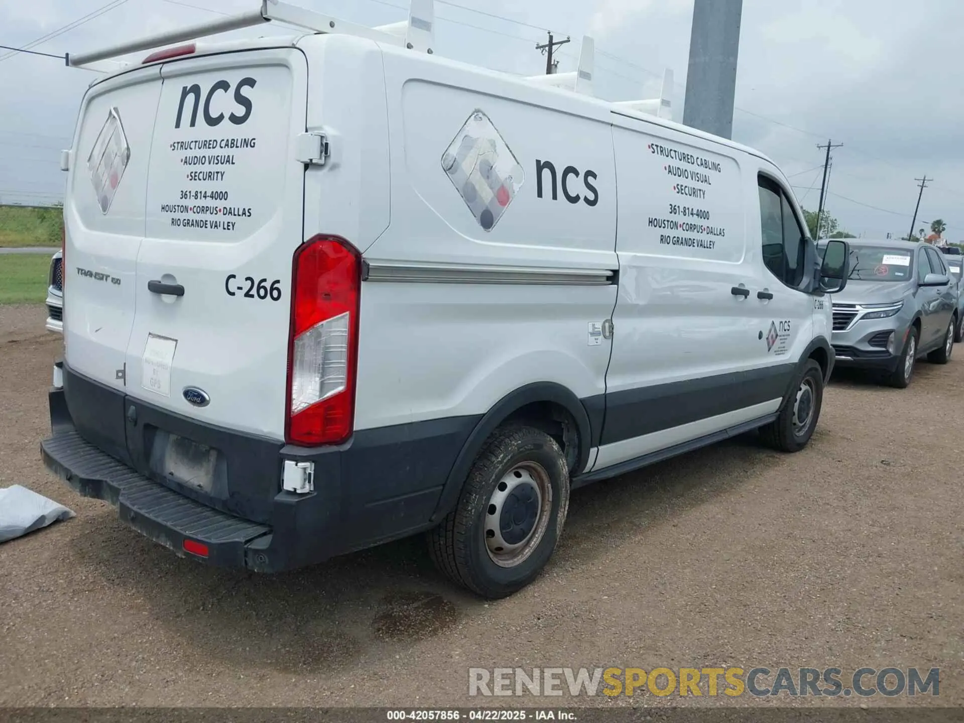 4 fotografías del automóvil dañado 1FTYE1YM2KKA11865 FORD TRANSIT-150 2019