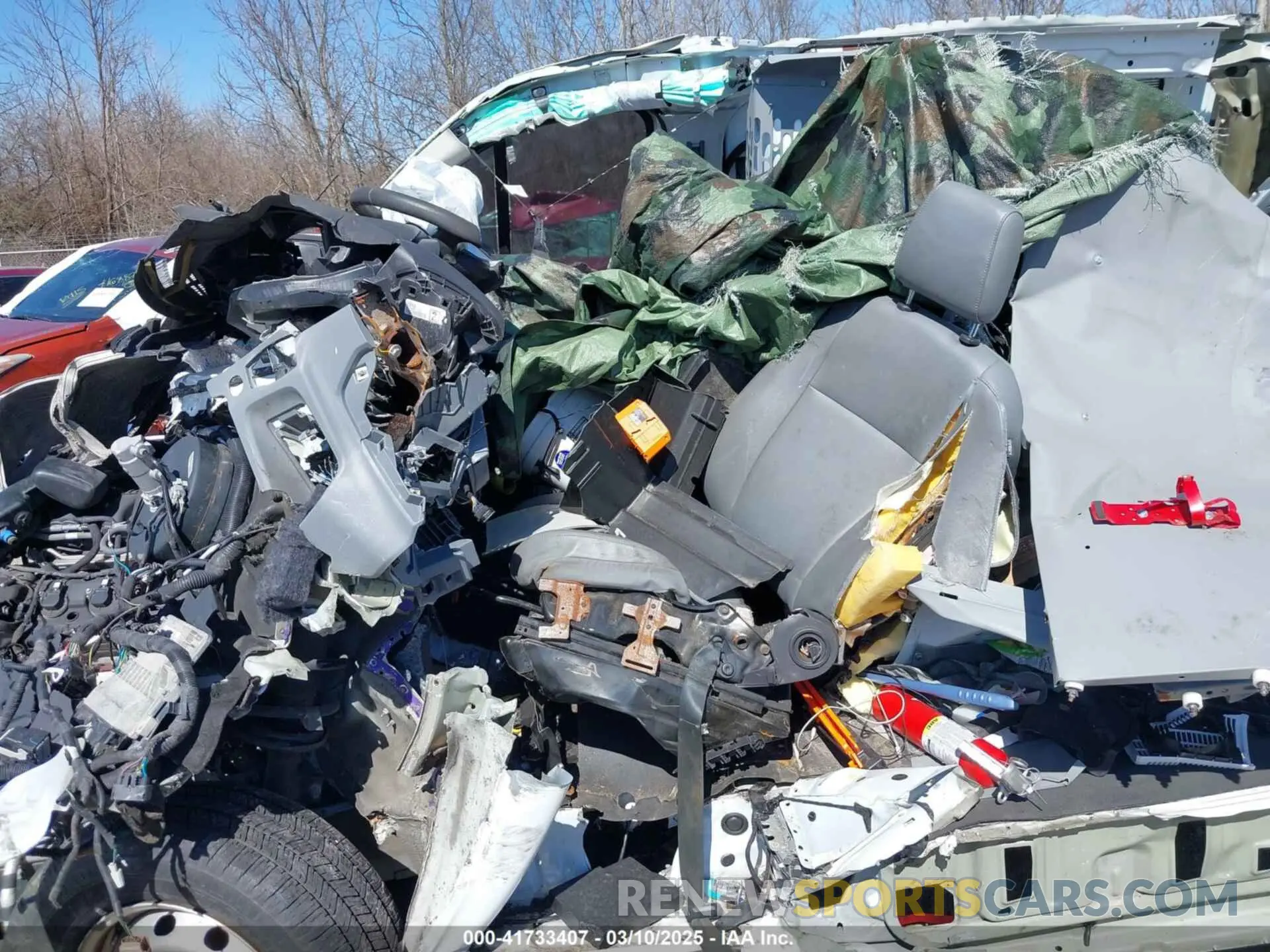 5 fotografías del automóvil dañado 1FTYE1YM2KKB31939 FORD TRANSIT-150 2019