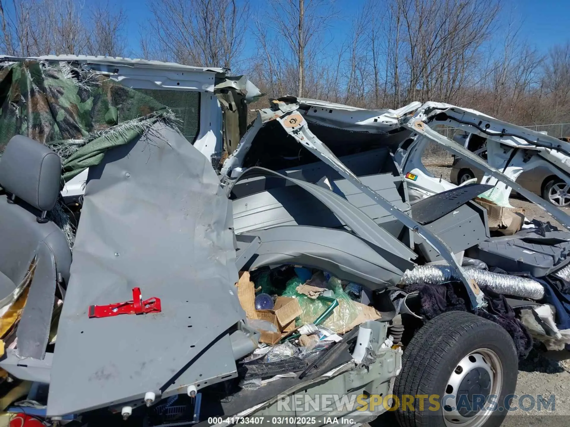 8 fotografías del automóvil dañado 1FTYE1YM2KKB31939 FORD TRANSIT-150 2019