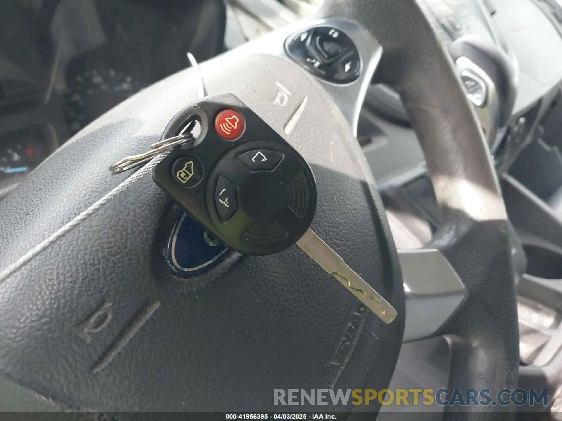 11 fotografías del automóvil dañado 1FTYE1YM3KKA41523 FORD TRANSIT-150 2019