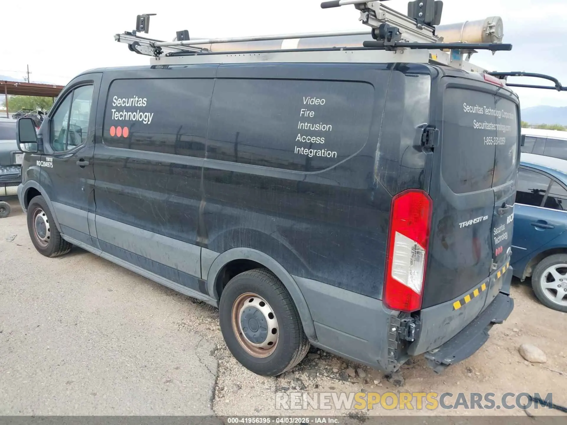 3 fotografías del automóvil dañado 1FTYE1YM3KKA41523 FORD TRANSIT-150 2019