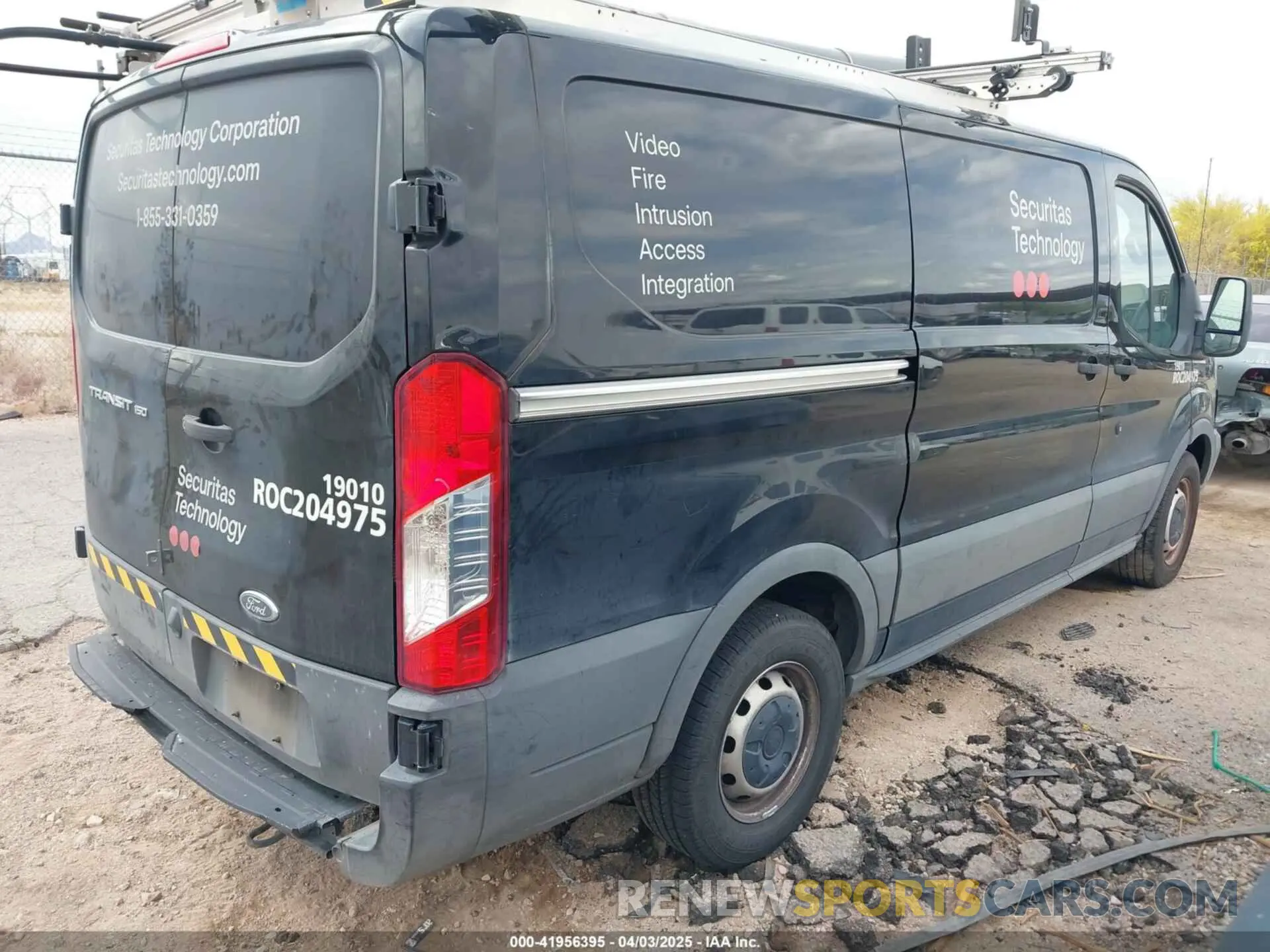 4 fotografías del automóvil dañado 1FTYE1YM3KKA41523 FORD TRANSIT-150 2019