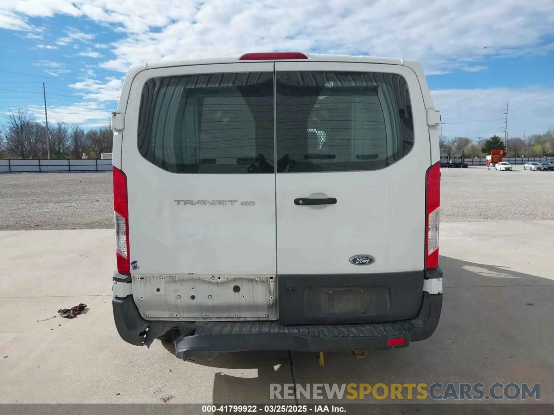 16 fotografías del automóvil dañado 1FTYE1YM5KKB72601 FORD TRANSIT-150 2019