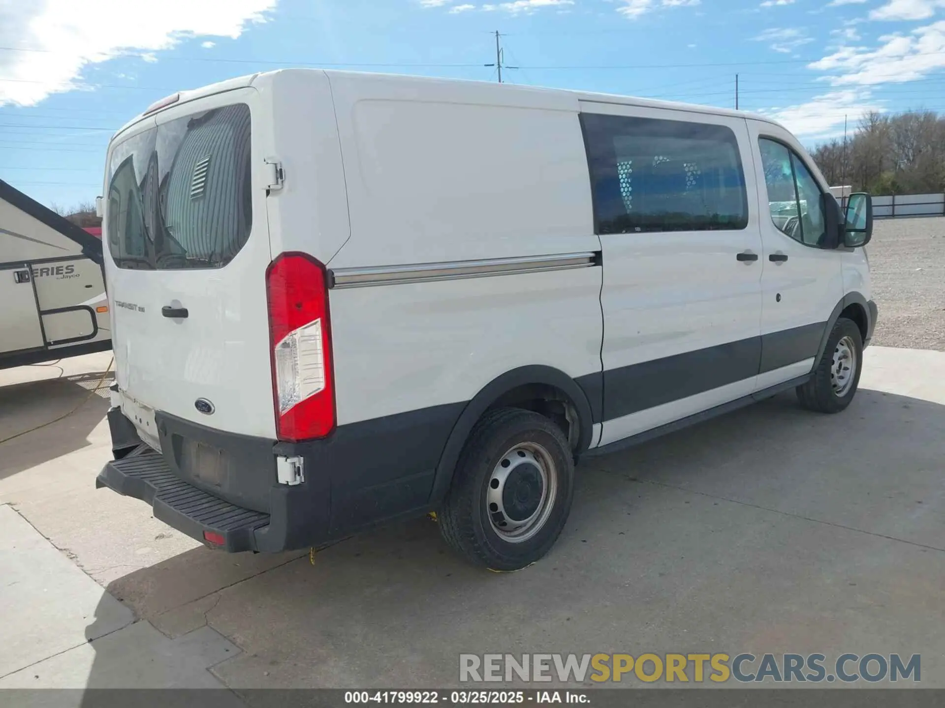 4 fotografías del automóvil dañado 1FTYE1YM5KKB72601 FORD TRANSIT-150 2019
