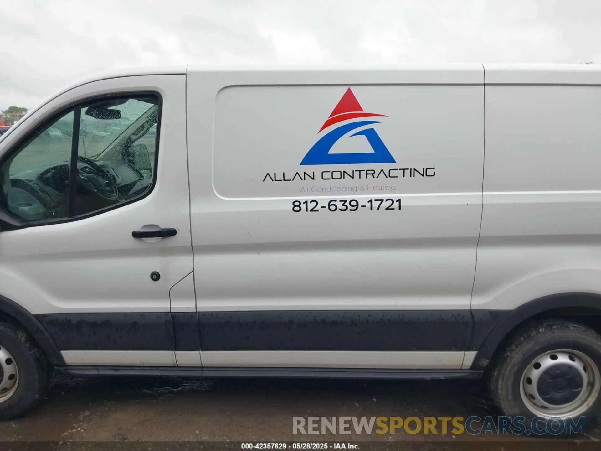 14 fotografías del automóvil dañado 1FTYE1YM7KKB37980 FORD TRANSIT-150 2019