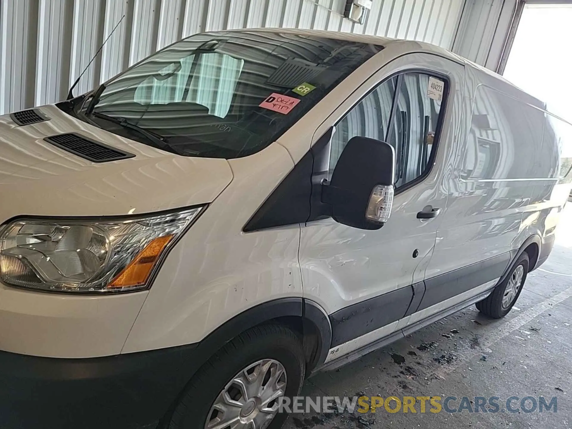 26 fotografías del automóvil dañado 1FTYE1YM8KKA31571 FORD TRANSIT-150 2019