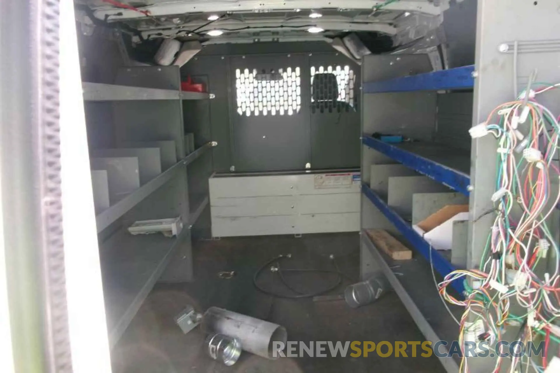 13 fotografías del automóvil dañado 1FTYE1YM8KKB31914 FORD TRANSIT-150 2019