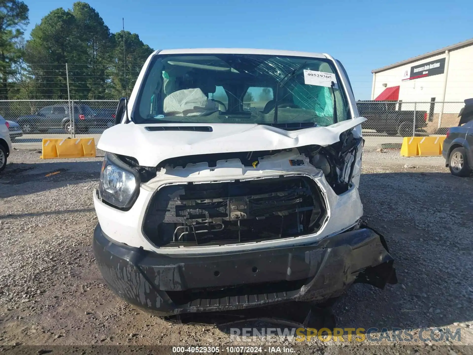 12 fotografías del automóvil dañado 1FTYE1YM8KKB45313 FORD TRANSIT-150 2019