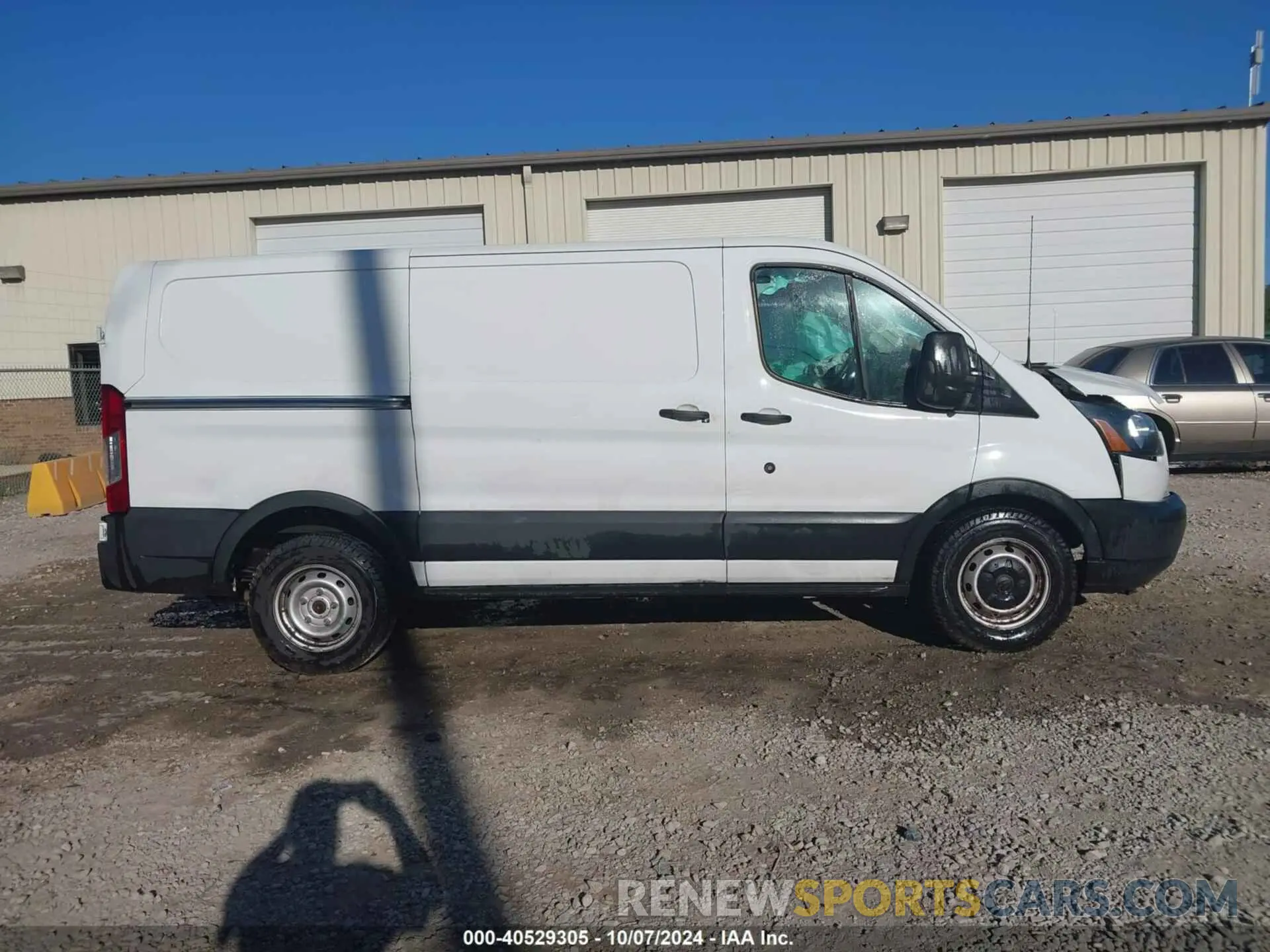 13 fotografías del automóvil dañado 1FTYE1YM8KKB45313 FORD TRANSIT-150 2019