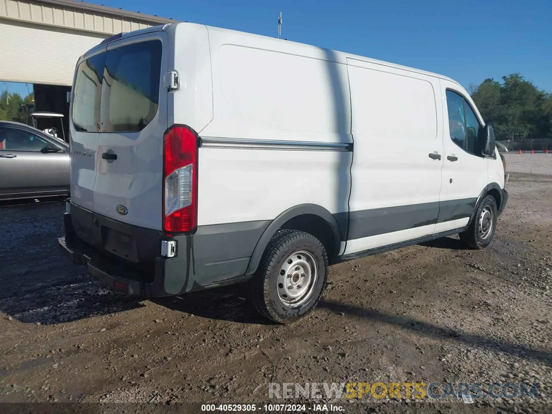 4 fotografías del automóvil dañado 1FTYE1YM8KKB45313 FORD TRANSIT-150 2019