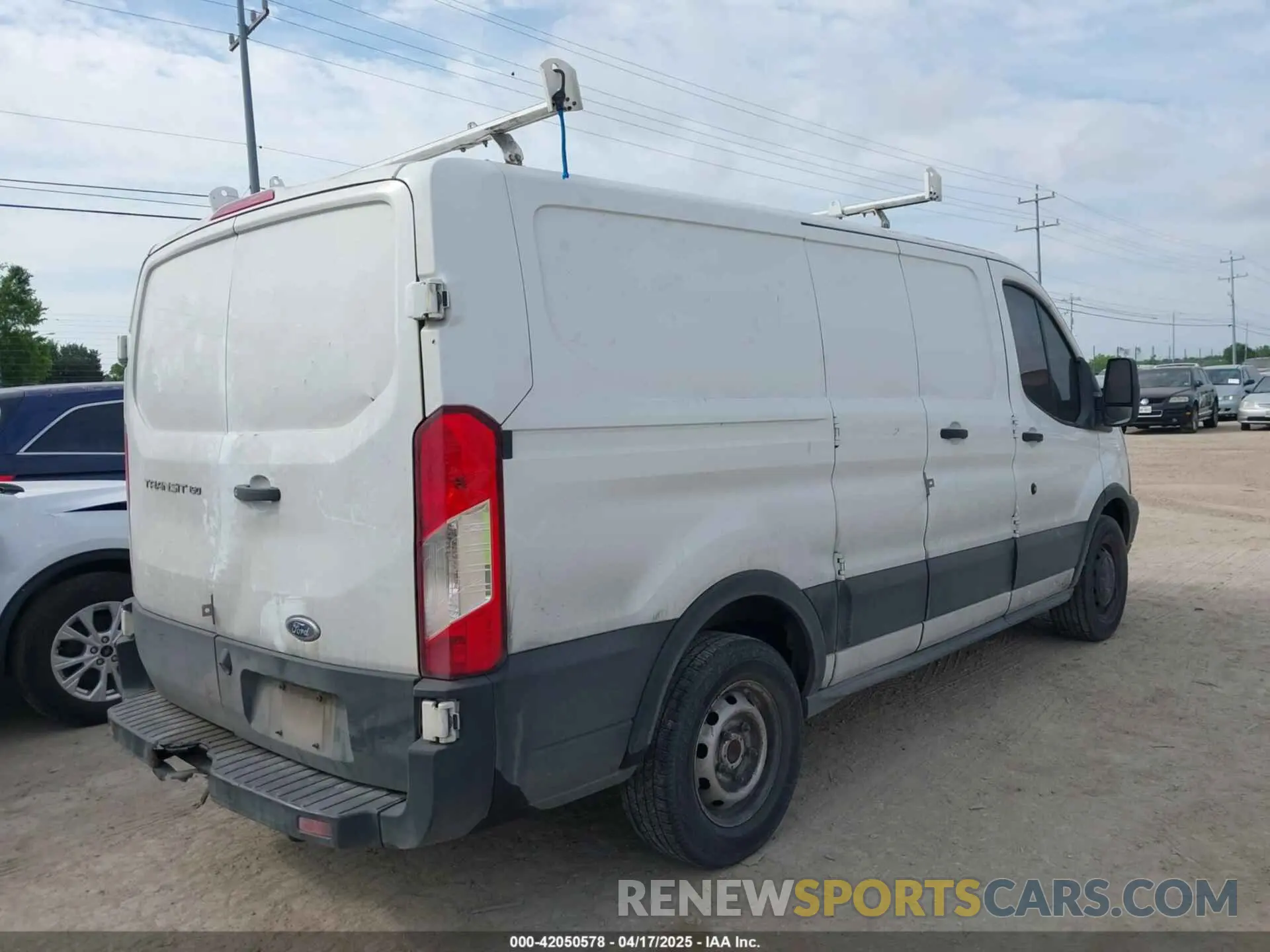 4 fotografías del automóvil dañado 1FTYE1ZM3KKA12294 FORD TRANSIT-150 2019