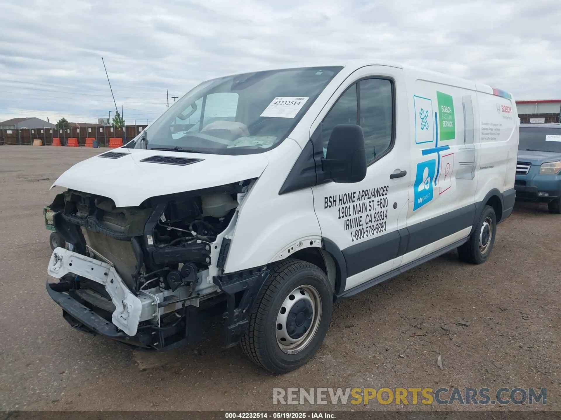 2 fotografías del automóvil dañado 1FTYE1ZM5KKB61368 FORD TRANSIT-150 2019