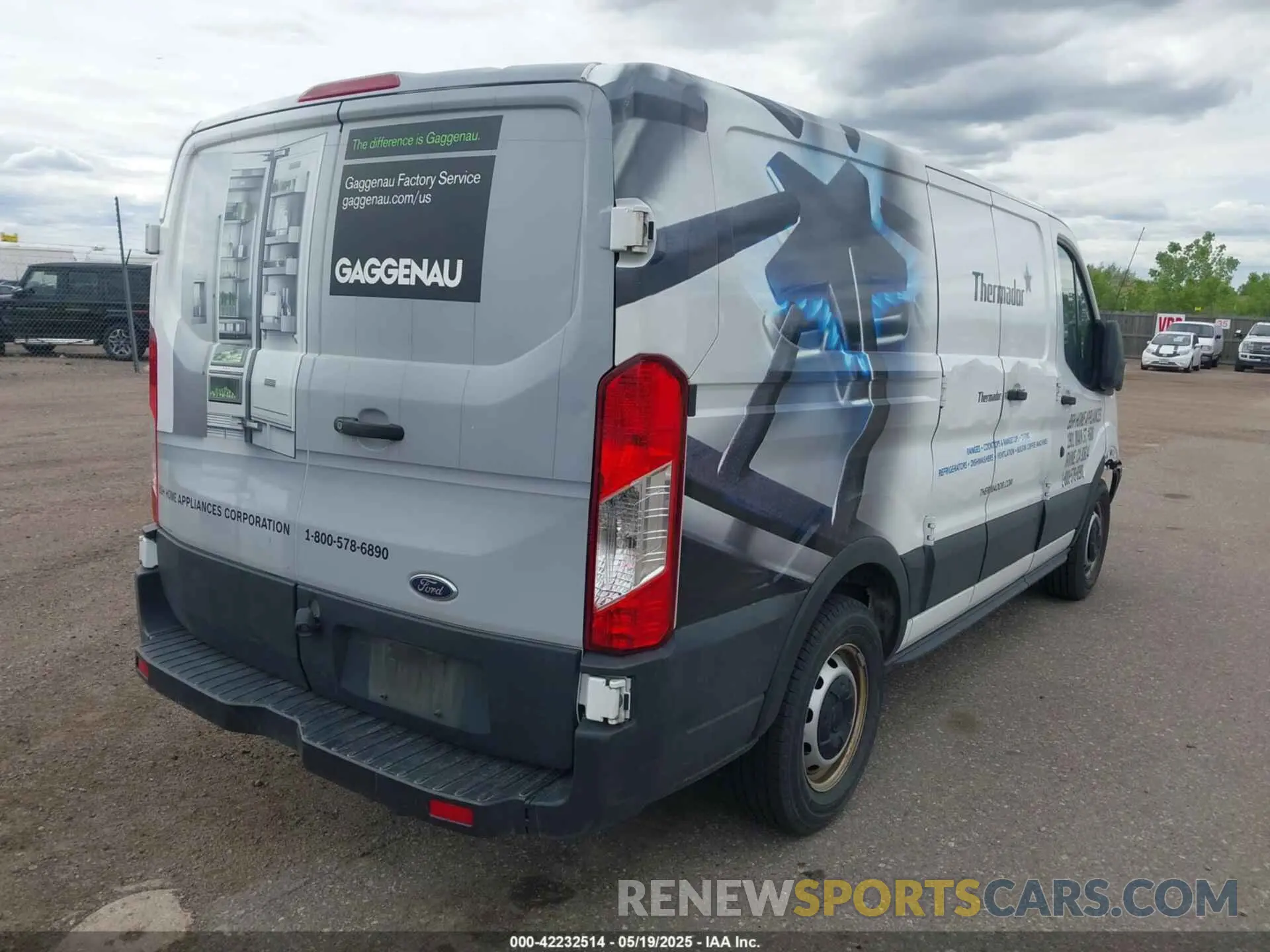 4 fotografías del automóvil dañado 1FTYE1ZM5KKB61368 FORD TRANSIT-150 2019