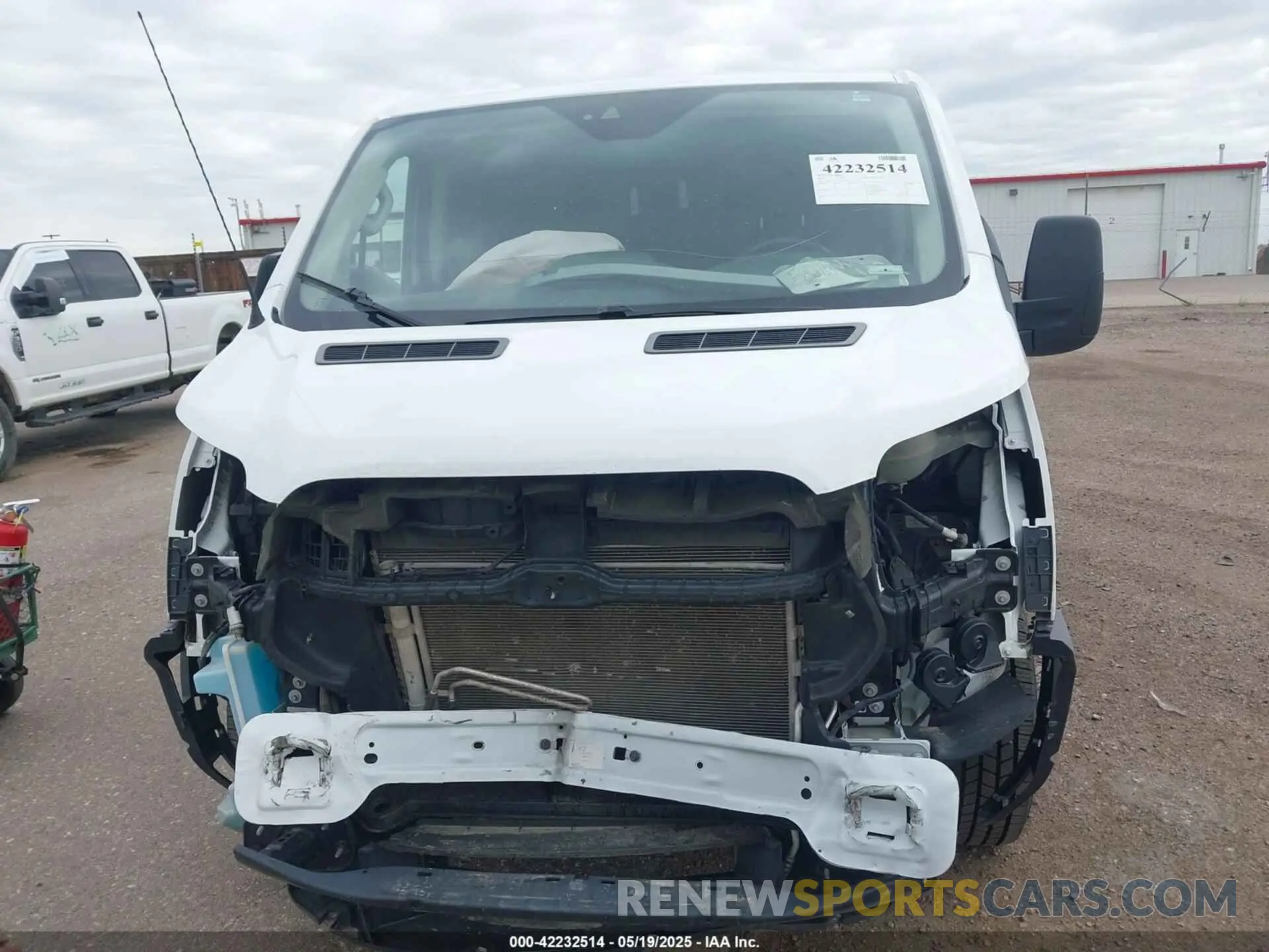 6 fotografías del automóvil dañado 1FTYE1ZM5KKB61368 FORD TRANSIT-150 2019