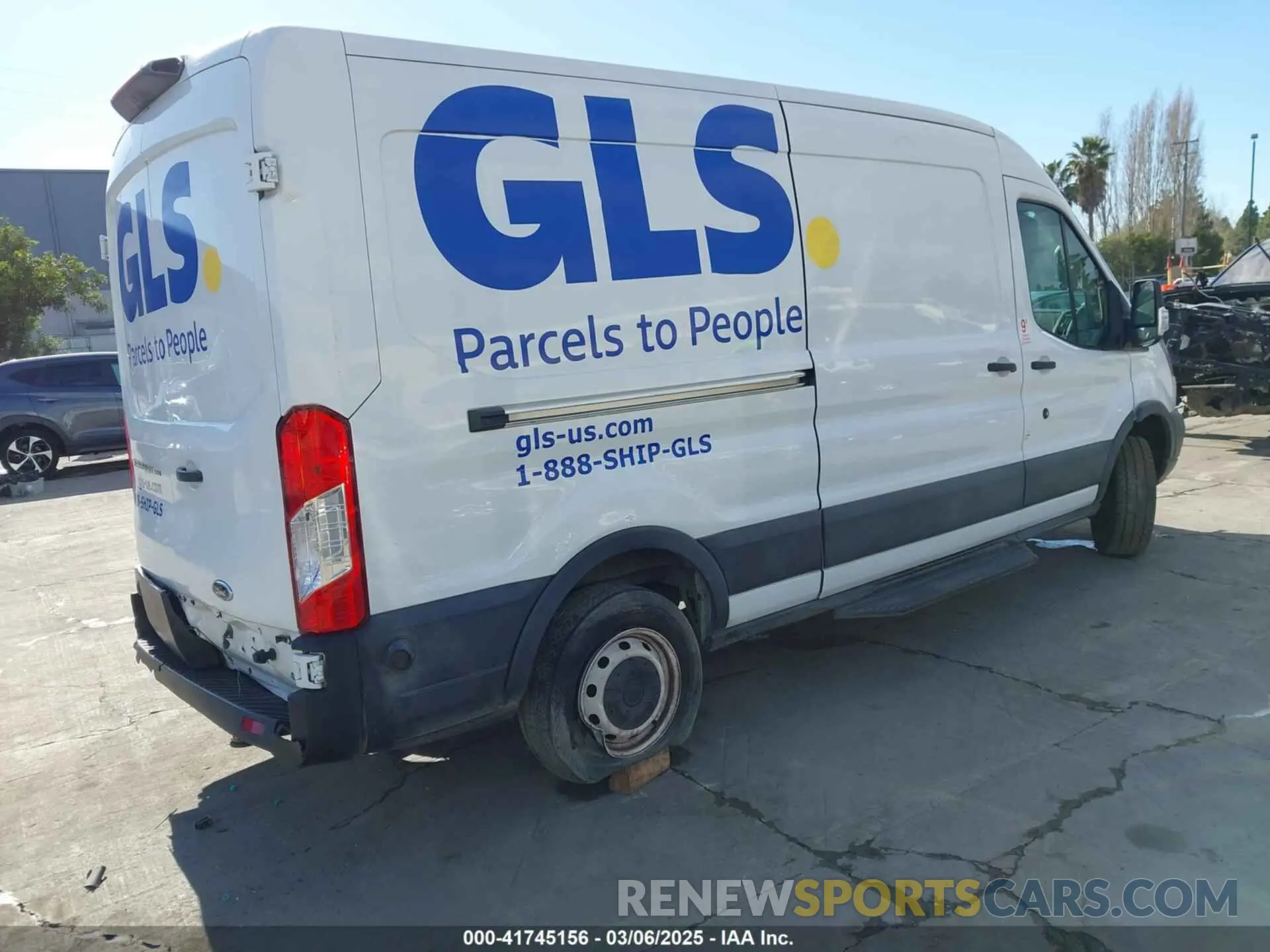 4 fotografías del automóvil dañado 1FTYE2CM8KKB35605 FORD TRANSIT-150 2019