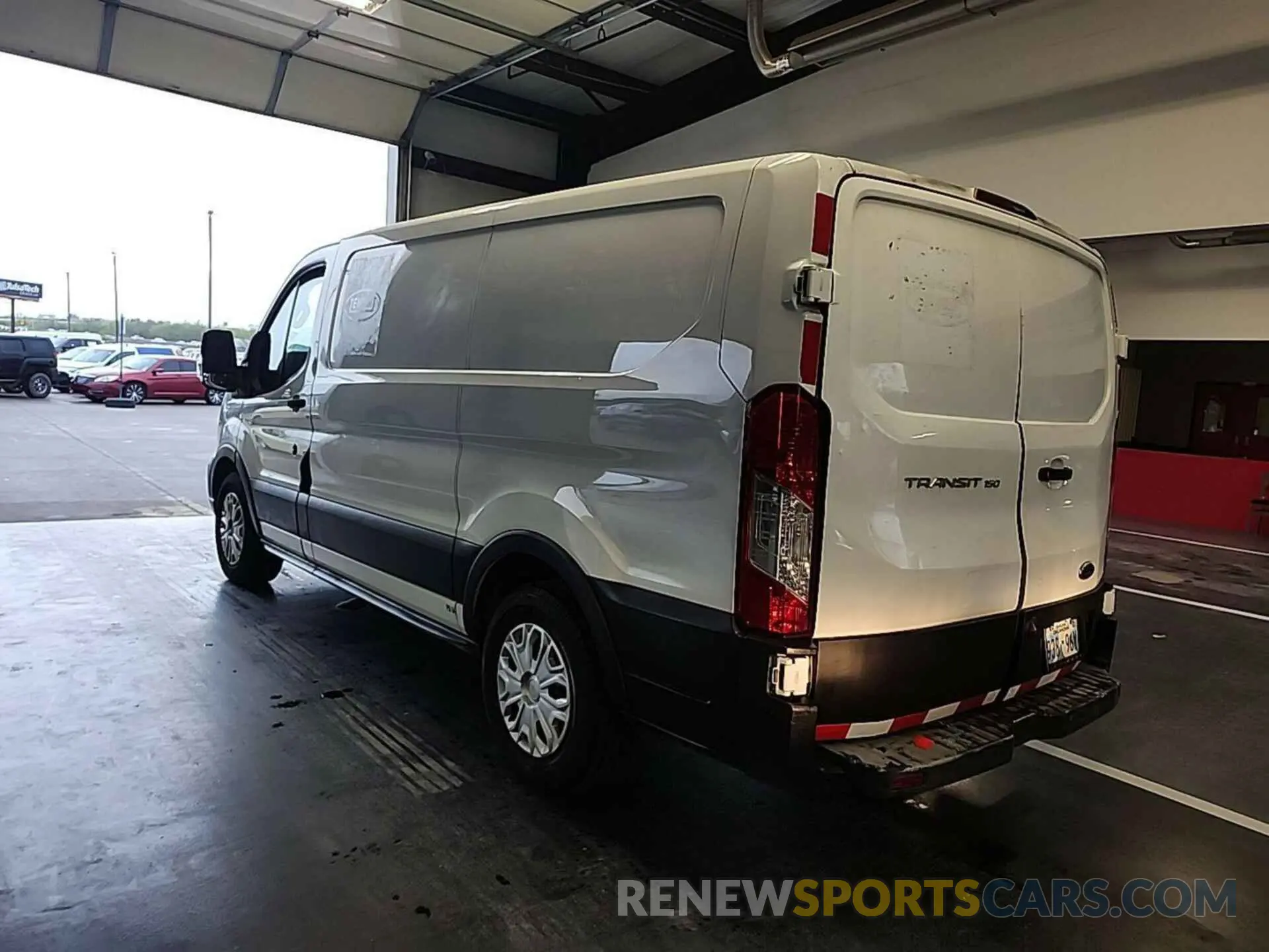 23 fotografías del automóvil dañado 1FTYE1Y82LKB26132 FORD TRANSIT-150 2020