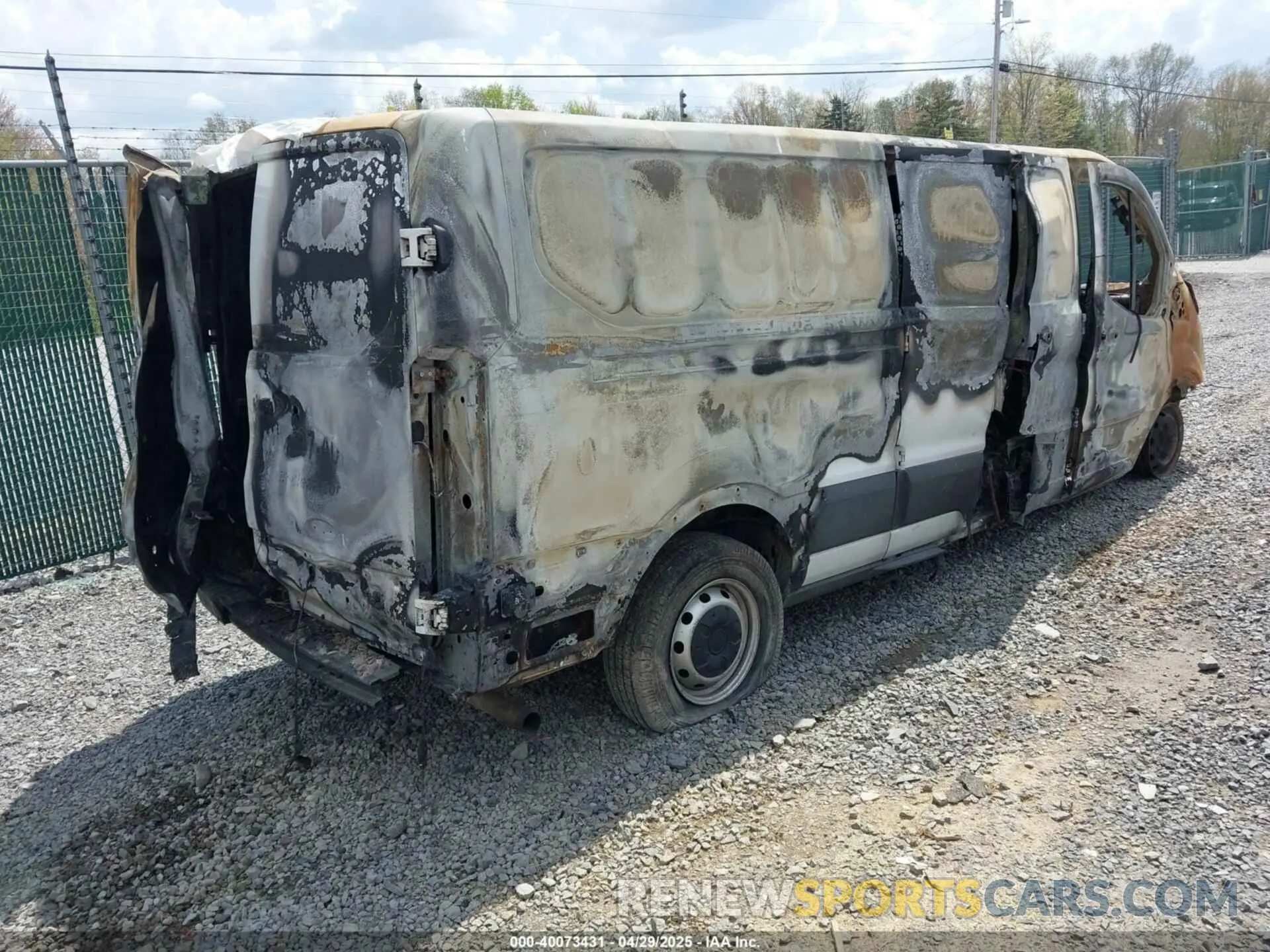 4 fotografías del automóvil dañado 1FTYE1Y83LKB51864 FORD TRANSIT-150 2020